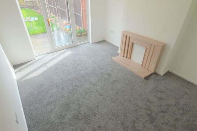 Thumbnail Semi-detached house to rent in Croft Drive, Wigston, Leicester