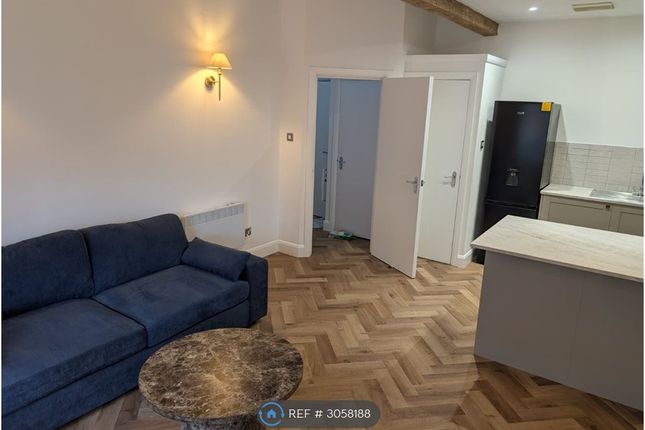 Flat, Eastgate, Leeds photo 3