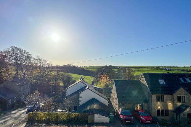 Cottage for sale in Healey Green Lane, Houses Hill, Huddersfield