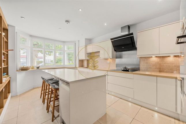 95, Birkbeck Road, London photo 2