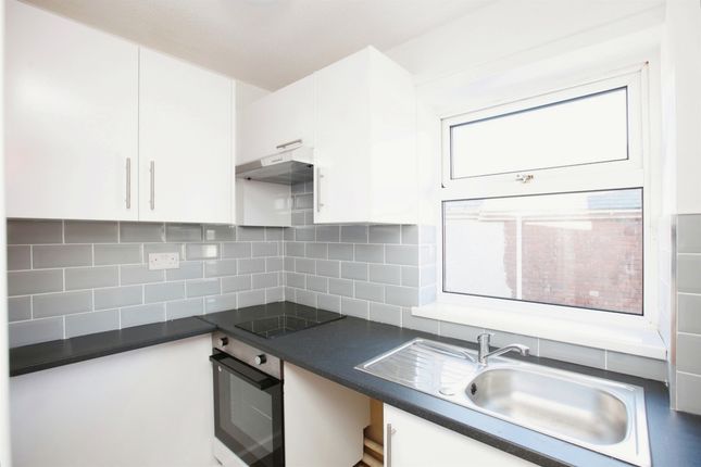 Flat for sale in Fortune Way, Torquay