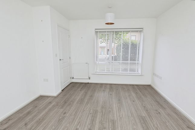 31, VIOLA DRIVE, Liverpool photo 4