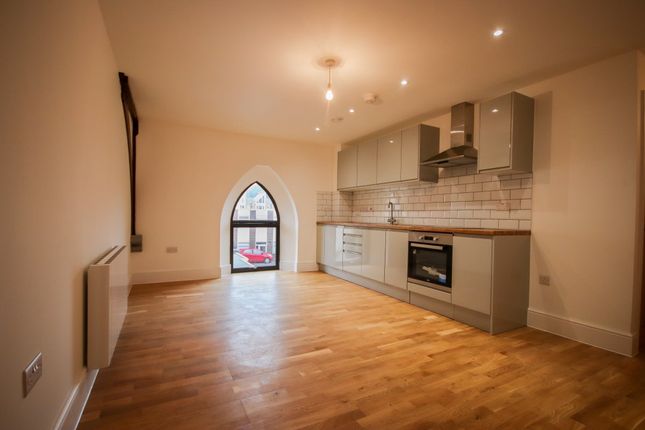 Spacious 1 Bed Flat In A Renovated Church, Modern Interior, Available Now!
