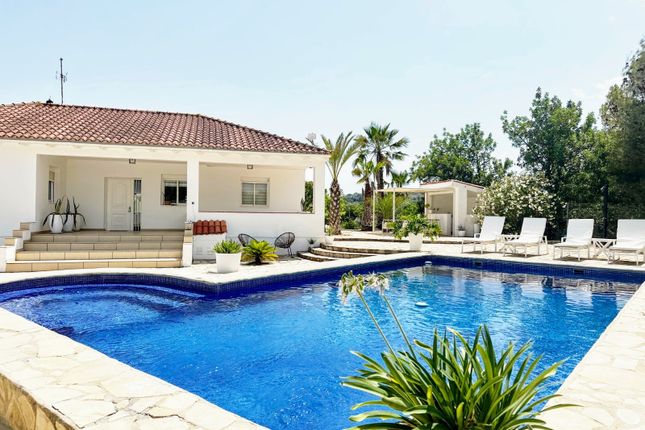 Thumbnail Villa for sale in 46164 Pedralba, Valencia, Spain