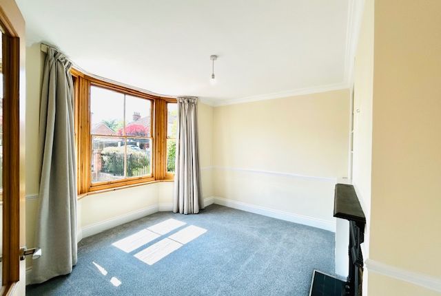 Property to rent in Belmont Crescent, Maidenhead