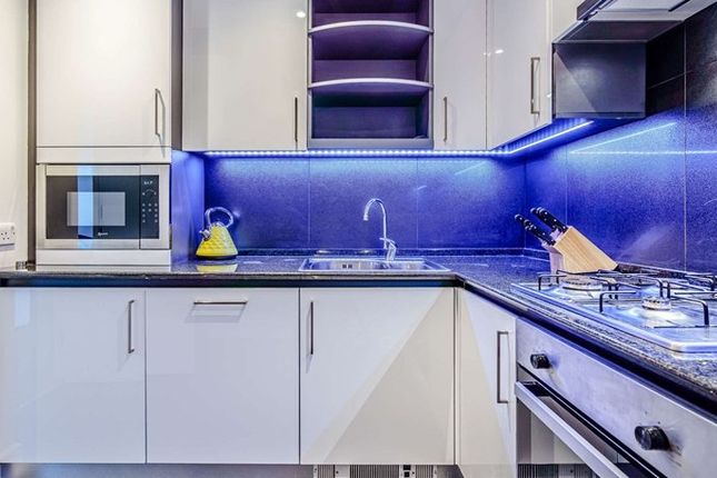 Apartment Xx, 39, Westferry Circus, London photo 5