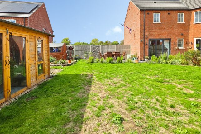 16, Coteland Road, Sleaford photo 2