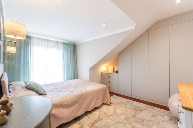 Thumbnail Flat to rent in Connaught Road, Harlesden, London