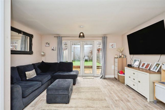 6, Red Fox Square, Isle of Wight photo 3