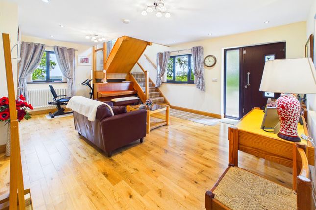 36, Seymour Avenue, Caldicot photo 4