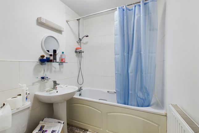 Flat for sale in Standish Street, Bridgwater