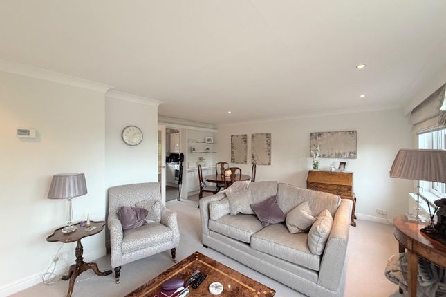 16, Four Winds Court, Hartlepool photo 2