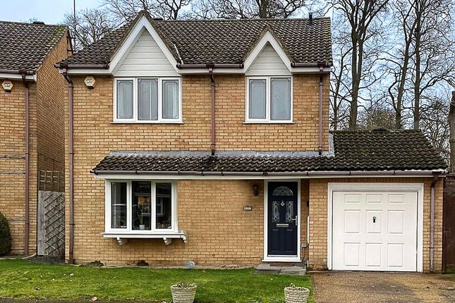 Detached house for sale in Cemetery Road, Houghton Regis, Dunstable, Bedfordshire
