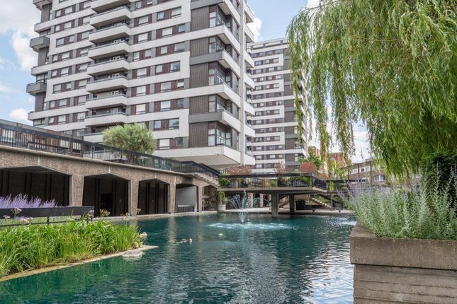Flat for sale in The Water Gardens, London, Westminster