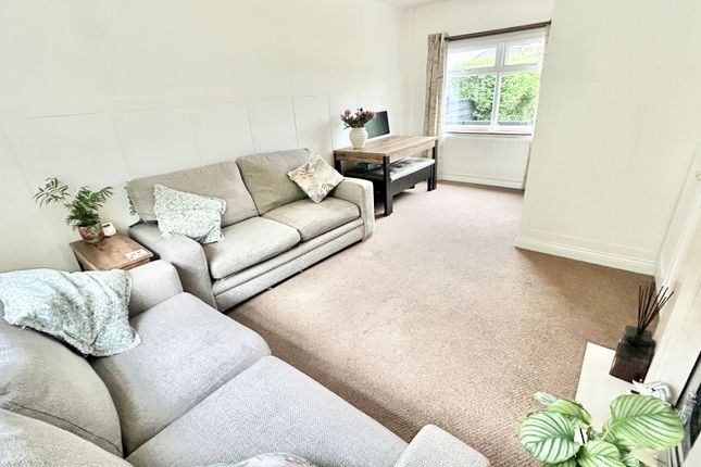 133, Park Road, Barnoldswick photo 2