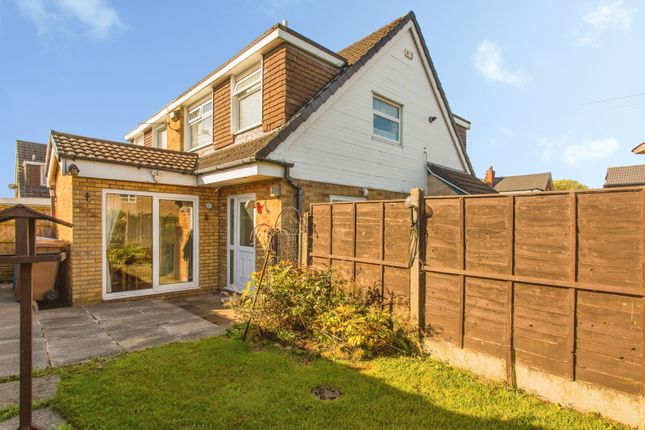 31, Ashurst Road, Lancashire photo 4