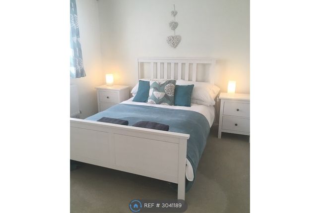 Avondown Road, Durrington, Salisbury photo 5