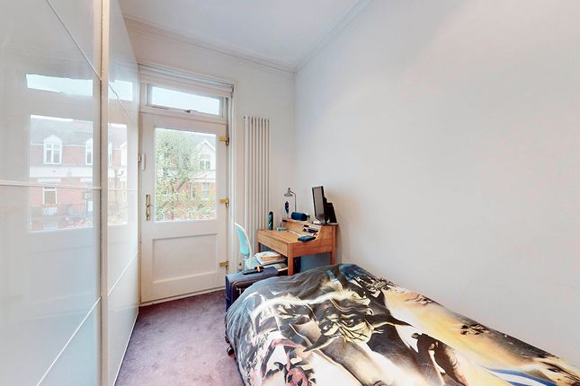 Flat for sale in Castellain Mansions, Castellain Road, London