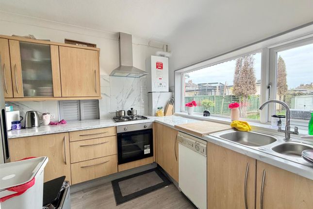 2, Shaldon Road, Edgware photo 5