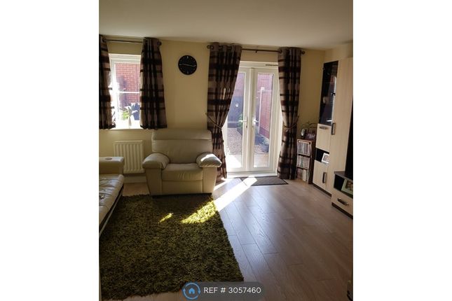 Tippett Avenue, Swindon photo 3
