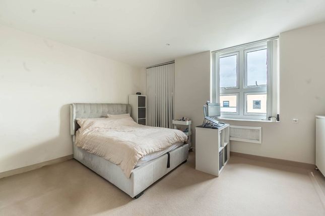 Flat for sale in Stanmore Place, Stanmore