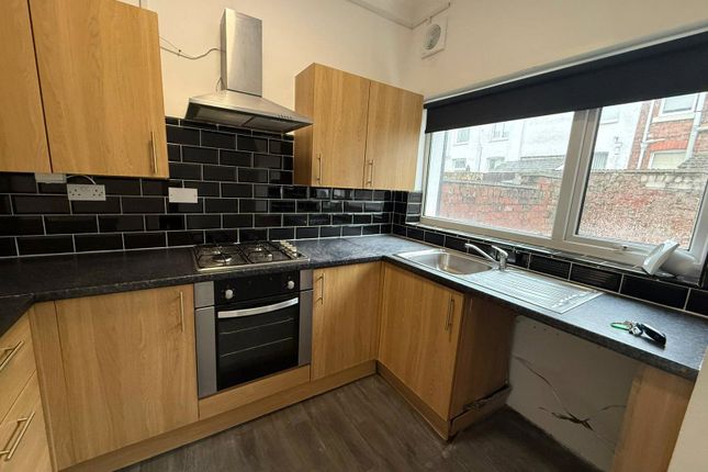 8, Charlotte Road, Merseyside photo 5