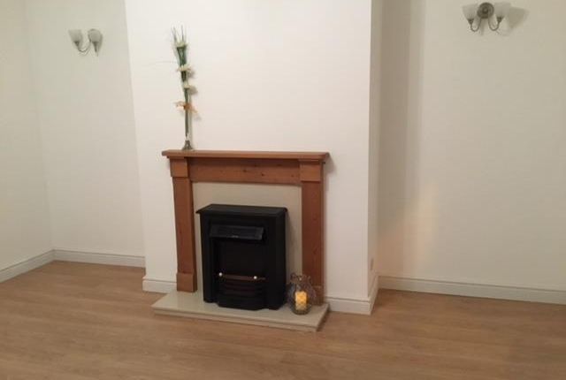 14, Eelholme View Street, Keighley photo 2