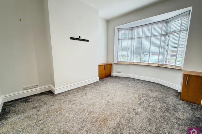 135, Old Hall Road, Greater Manchester photo 3