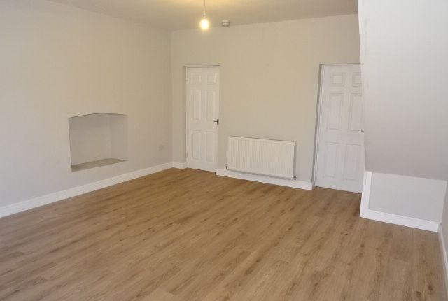 12, Standard Terrace, Porth photo 4