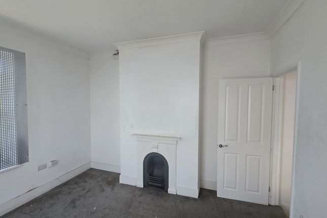28, Newport Road, Ventnor photo 5