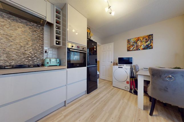 8, Sharman Walk, Milton Keynes photo 4