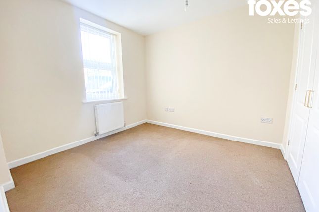 Flat to rent in Rossmore Road, Poole, Dorset