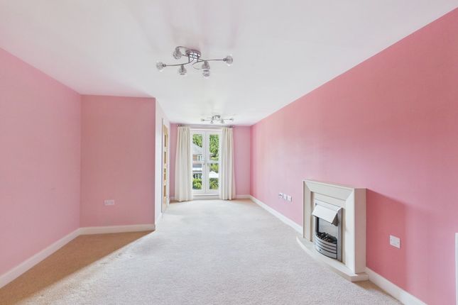 25 Tumbling Weir Court, Tumbling Weir Way, Ottery St. Mary photo 3