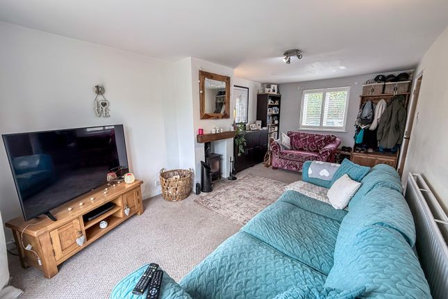 New Cottage, 27 Old Road, Whaley Bridge, High Peak photo 2