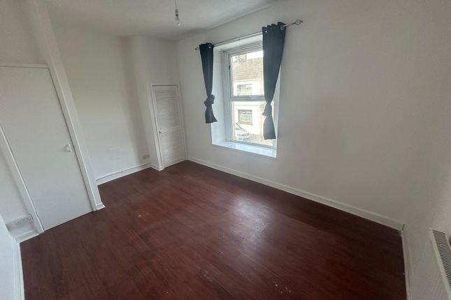 20, Earl Street, Swansea photo 4