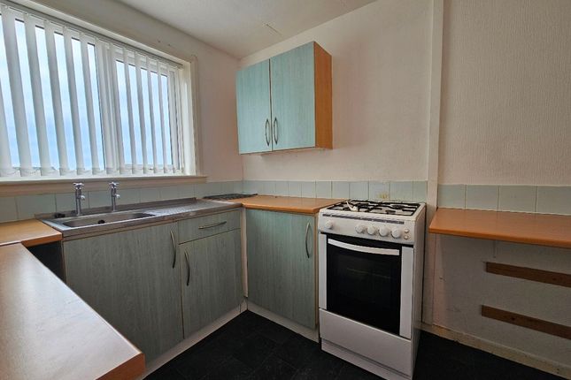 Flat to rent in Montgomery Road, Widnes