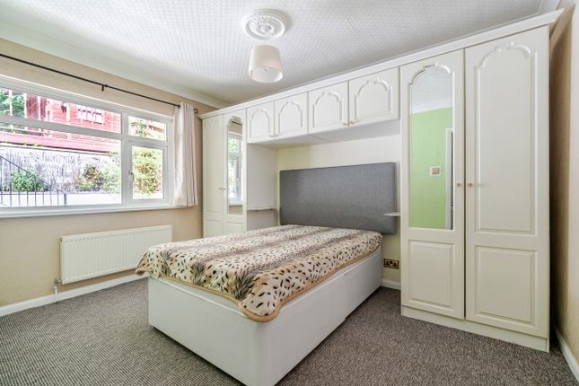 9 Mayflower Avenue, Newton Abbot Devon, Devon photo 4