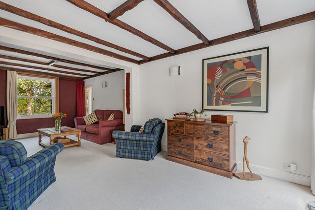 Marguerite Cottage, Golf Lane, Bordon photo 4