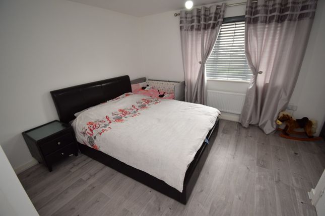 Detached house for sale in Hastingscroft Close, Willenhall, Coventry