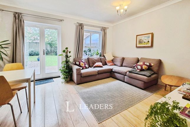 Frampton Grove, Milton Keynes photo 3