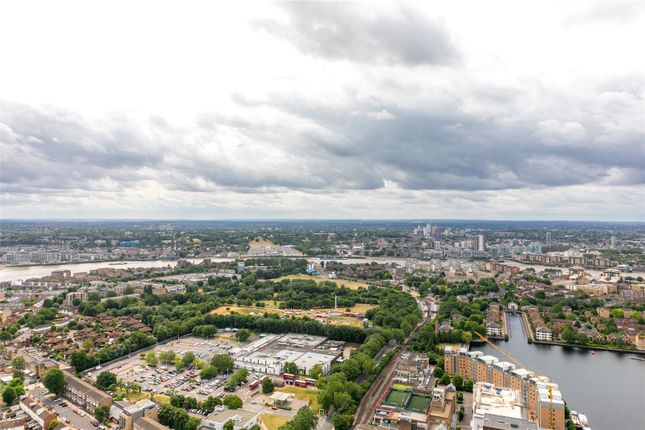 Flat for sale in Arena Tower, Crossharbour Plaza, London