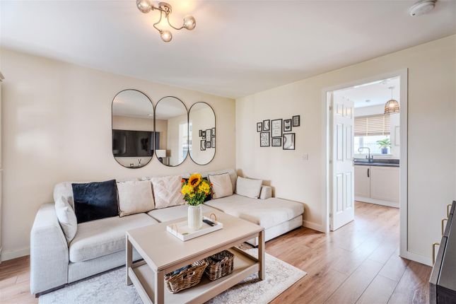 30, Lotus Crescent, Motherwell photo 4