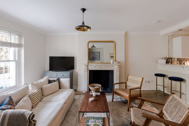 Flat 2, 36, Bassett Road, London photo 3