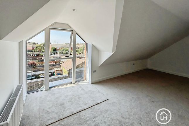 92, Granville Road, Sheerness photo 4