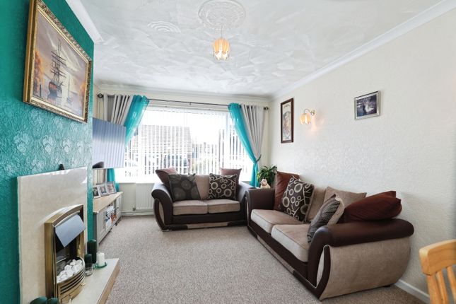 22, Earls Road, Cheshire photo 3
