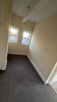 Flat 1, 62, Sedlescombe road, St Leonards-On-Sea photo 5