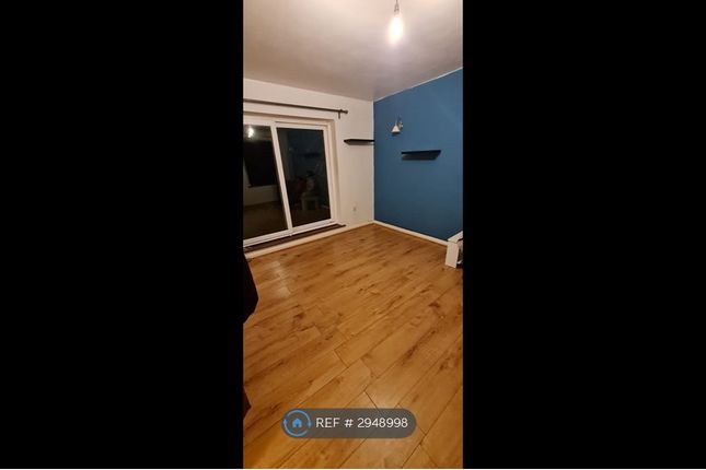 Thorncliffe Avenue, Dukinfield photo 3