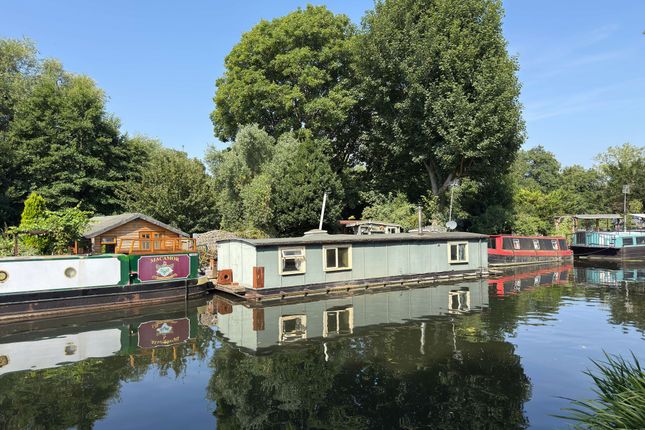 Merrydown Benbow Moorings Benbow Waye, Uxbridge photo 2