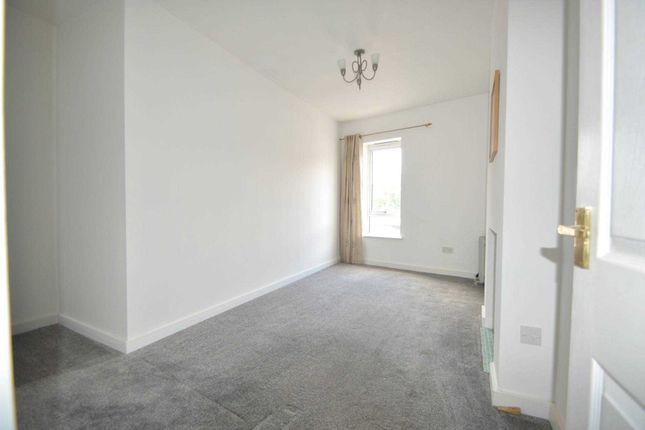 160, Station Road, Addlestone photo 2