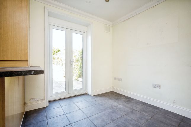 Terraced house for sale in Truro Road, Gravesend